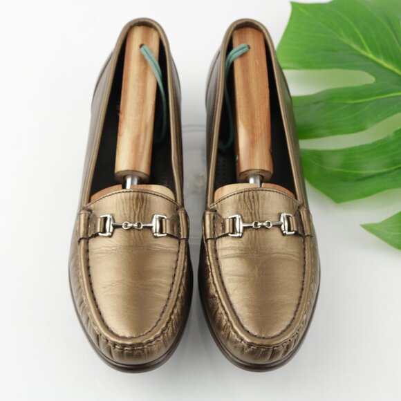 SAS Womens Metro Loafer Size 9 SLIM Bronze Gold Leather Bit Strap Flat Slip On - Picture 2 of 12